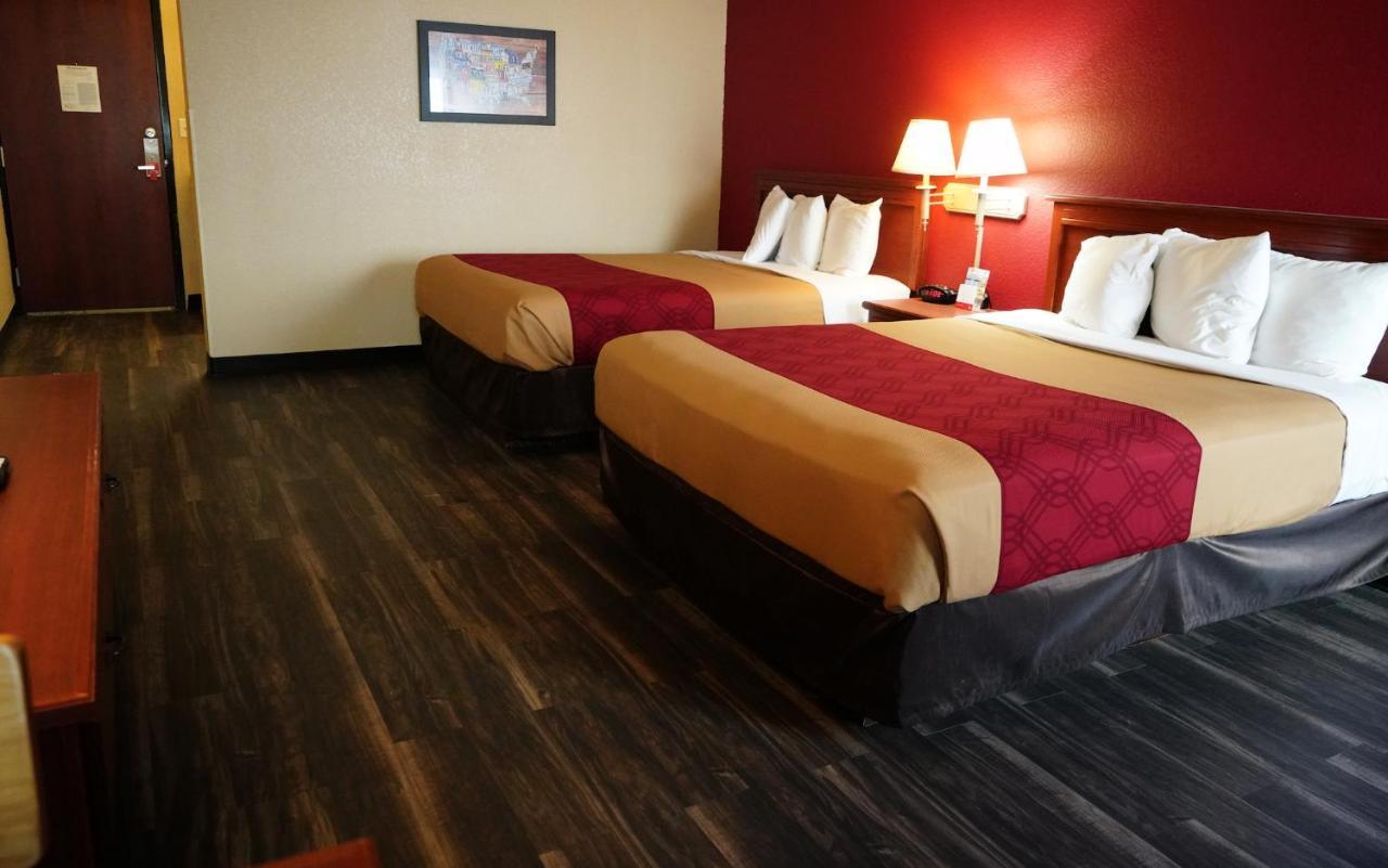 Econo Lodge Inn & Suites Kearney Εξωτερικό φωτογραφία