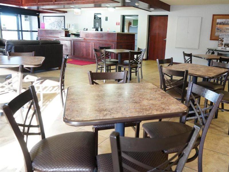 Econo Lodge Inn & Suites Kearney Εξωτερικό φωτογραφία