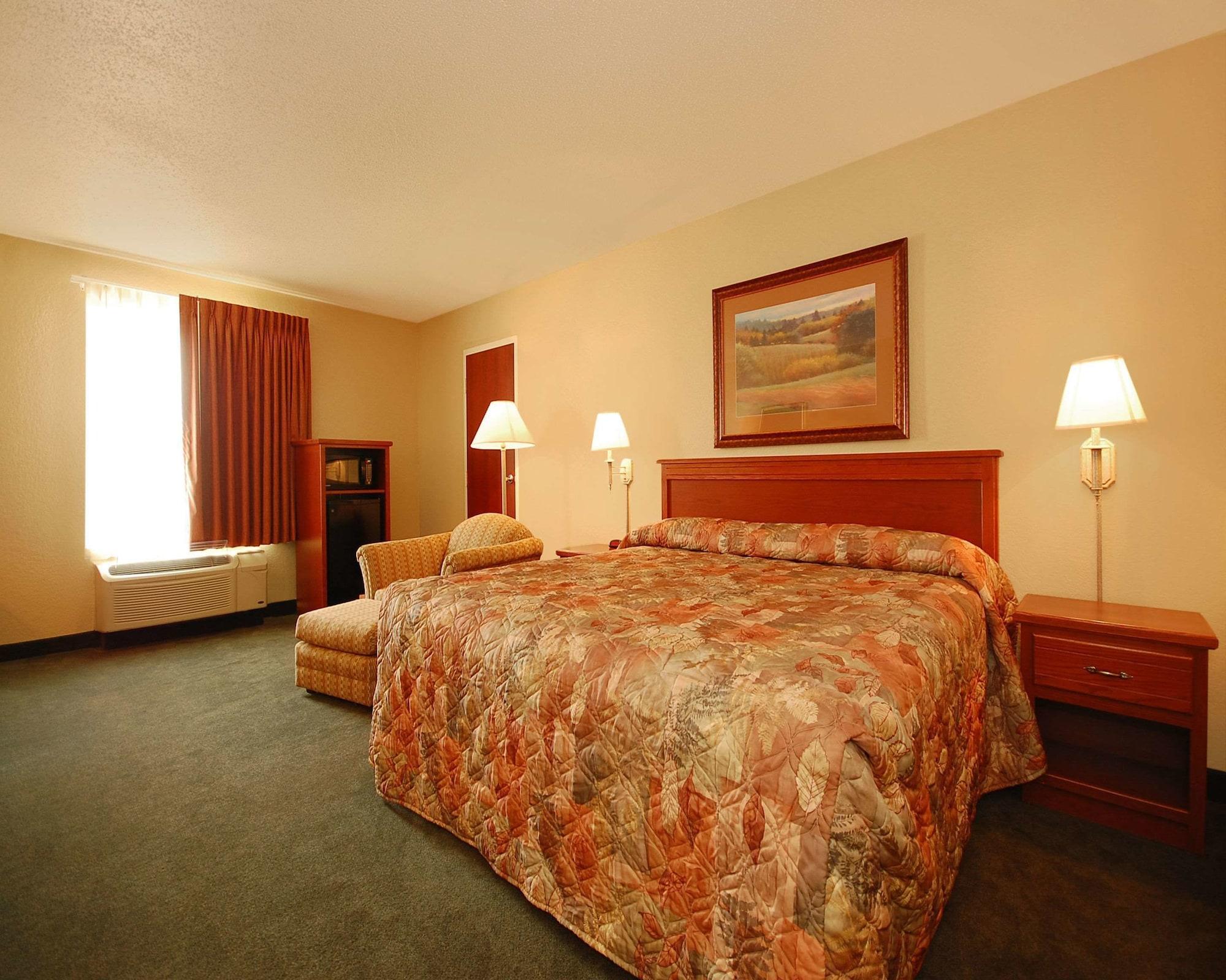Econo Lodge Inn & Suites Kearney Εξωτερικό φωτογραφία