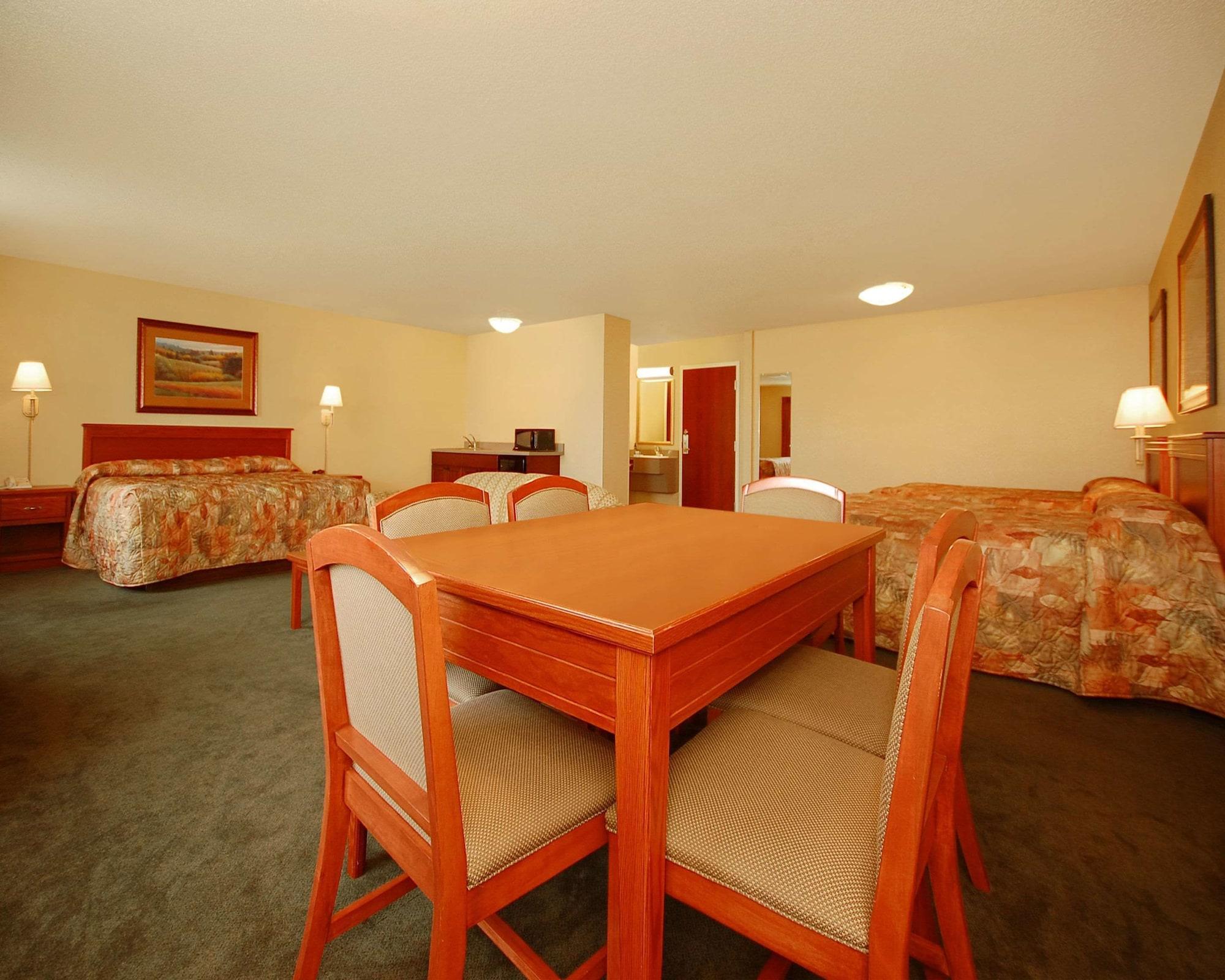 Econo Lodge Inn & Suites Kearney Εξωτερικό φωτογραφία