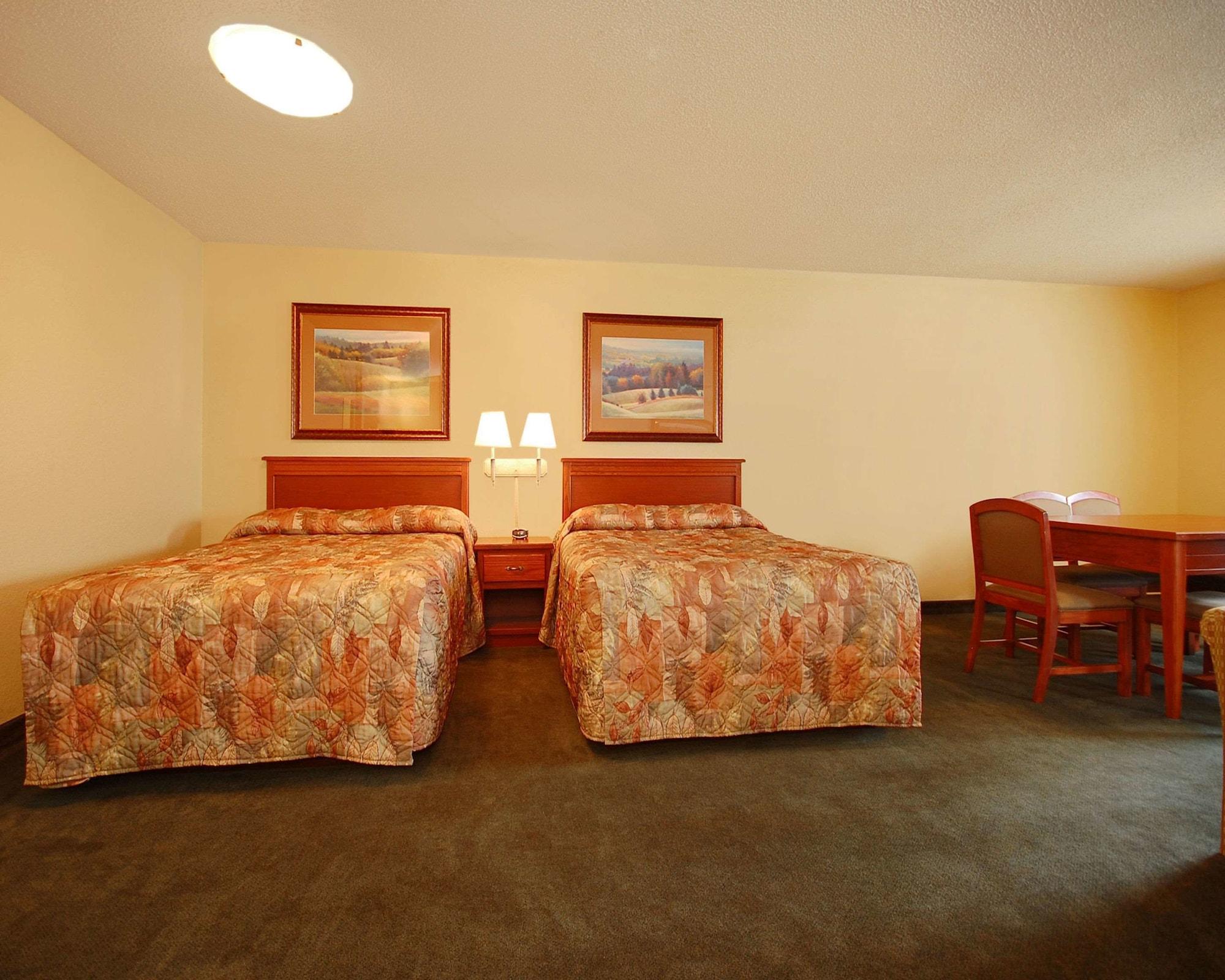 Econo Lodge Inn & Suites Kearney Εξωτερικό φωτογραφία